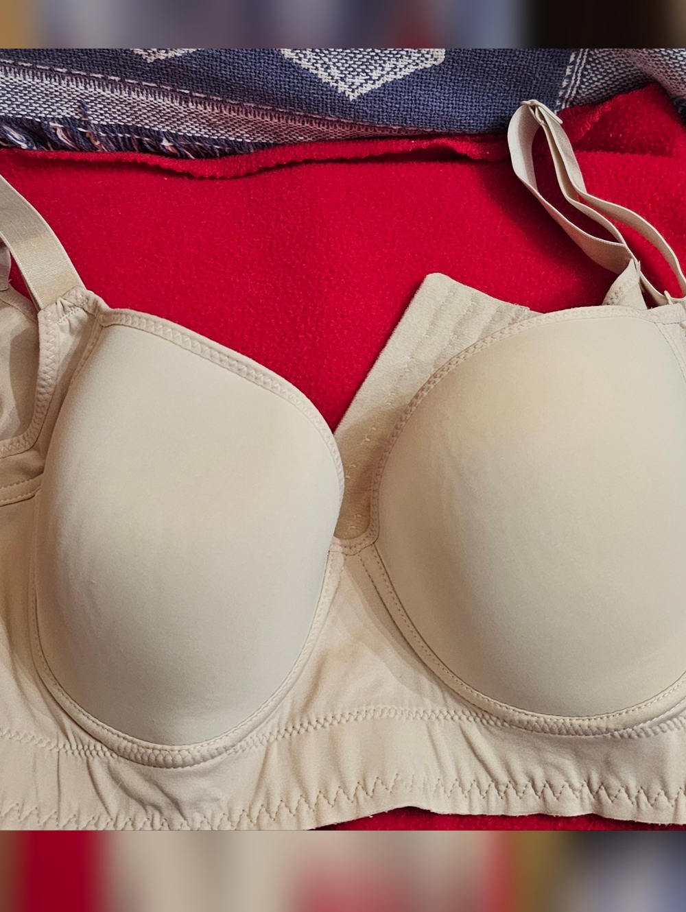 Nude Molded Smoothing Bra — Women’s Seamless Comfort